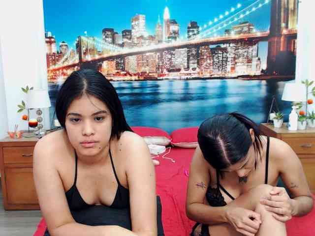 KendraAndMishel webcam
