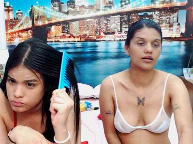 KendraAndMishel webcam