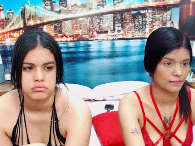 KendraAndMishel webcam