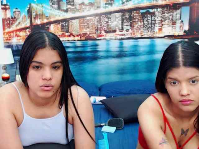KendraAndMishel webcam