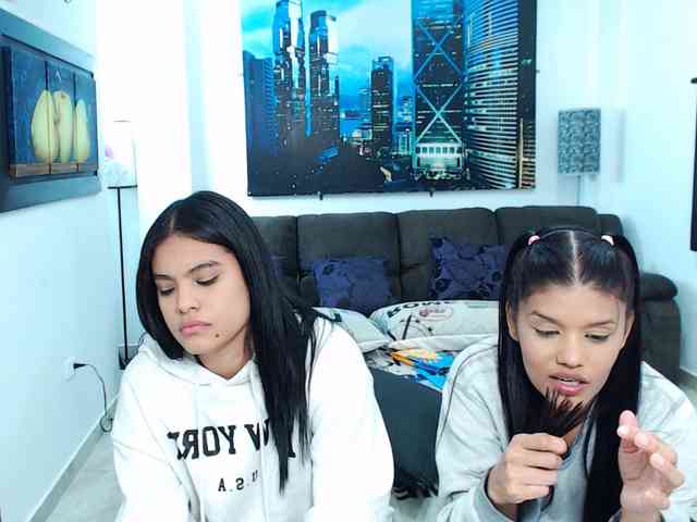 KendraAndMishel webcam