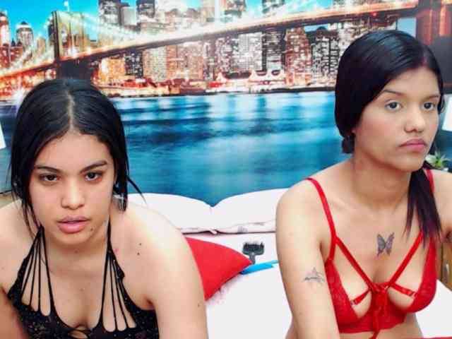 KendraAndMishel webcam
