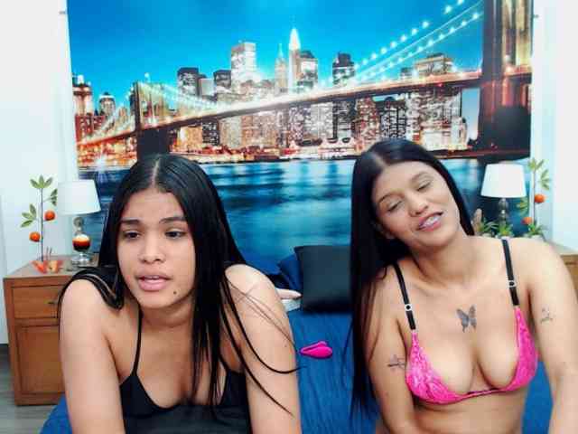KendraAndMishel webcam