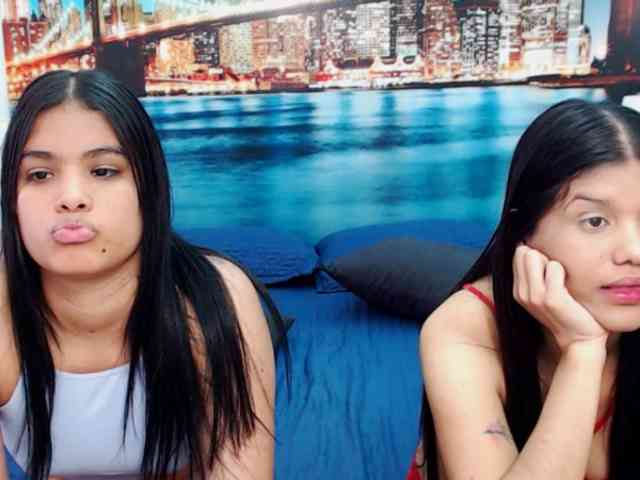 KendraAndMishel webcam
