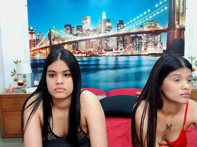 KendraAndMishel webcam
