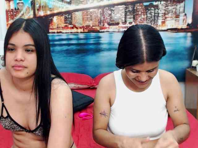KendraAndMishel webcam