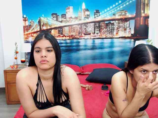 KendraAndMishel webcam