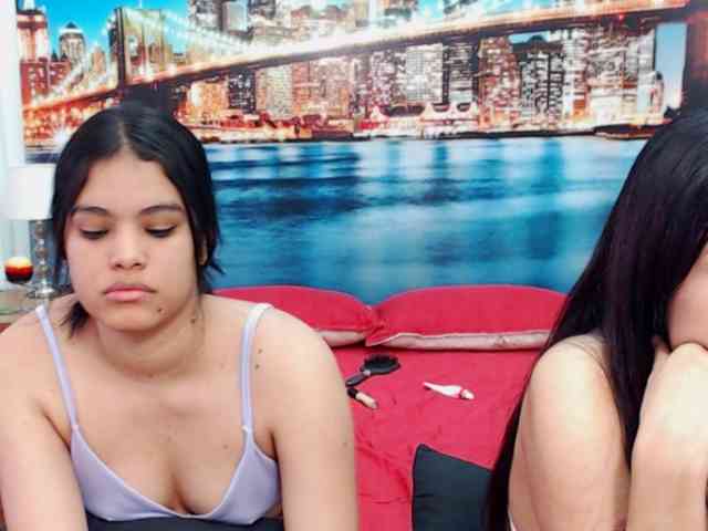 KendraAndMishel Live Webcam on BongaCams