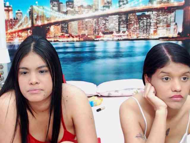 KendraAndMishel webcam