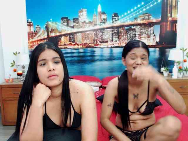 KendraAndMishel webcam