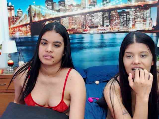 KendraAndMishel webcam