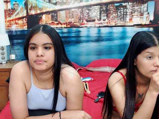 KendraAndMishel webcam