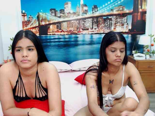 KendraAndMishel webcam