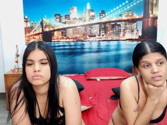 live amateur cam KendraAndMishel