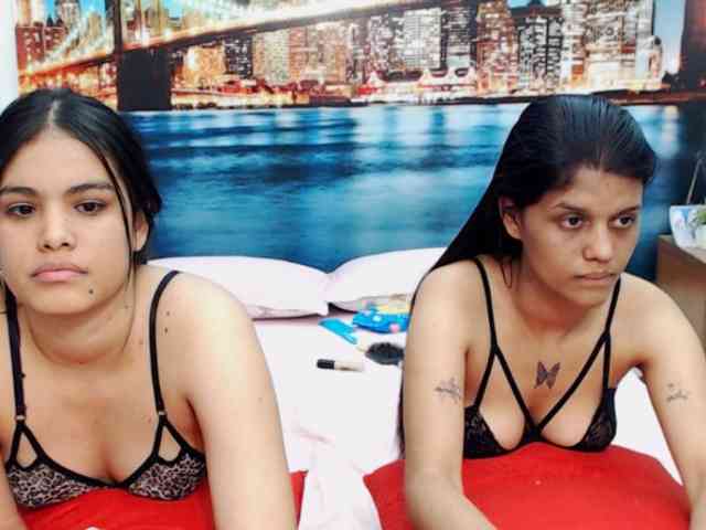 KendraAndMishel webcam