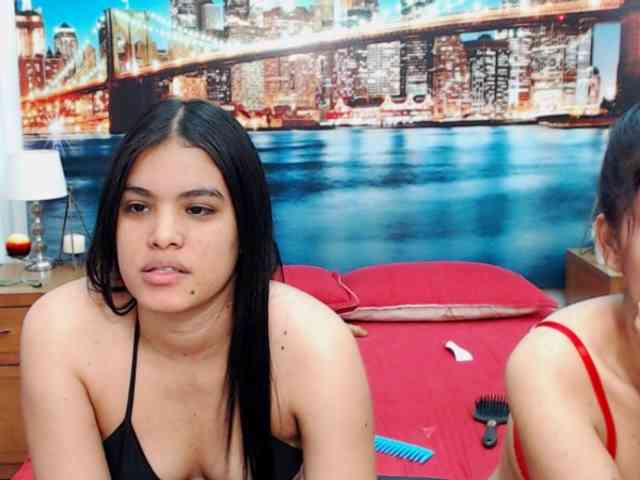 KendraAndMishel webcam