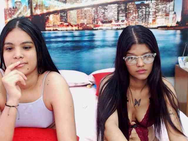 KendraAndMishel webcam