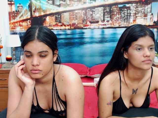 KendraAndMishel webcam