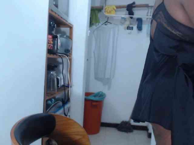adult video cam LiraRusso1
