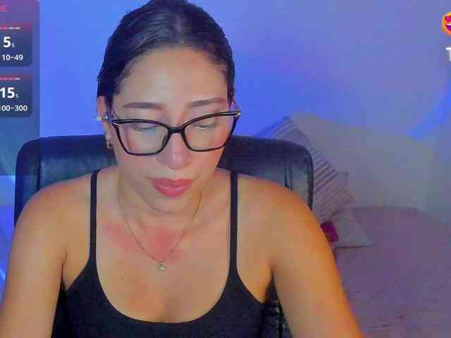Carla-Palmer webcam
