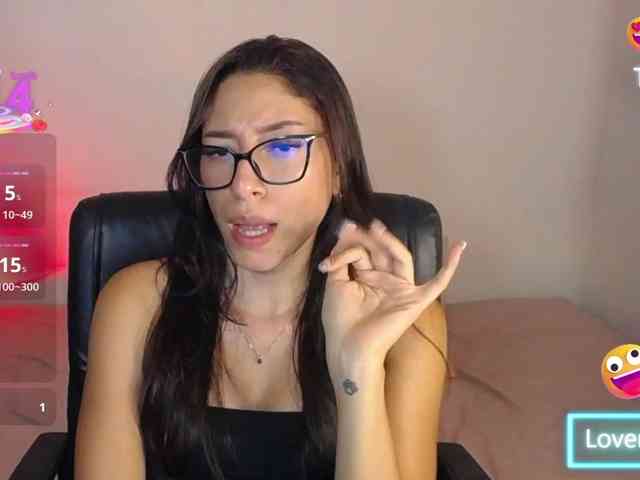 Carla-Palmer webcam