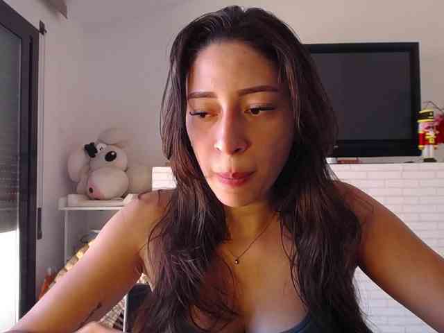 Carla-Palmer webcam