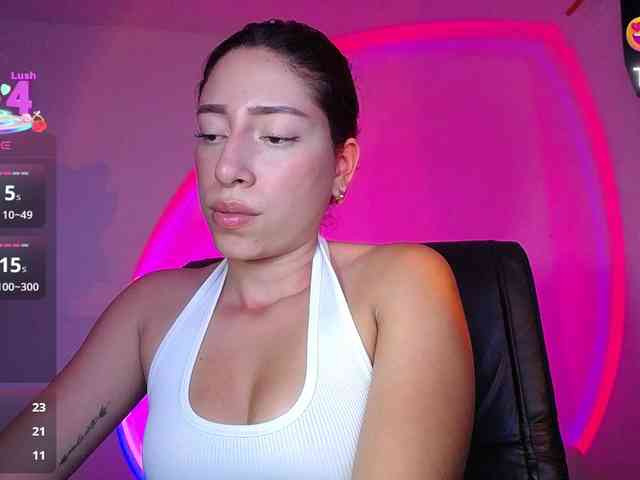 Carla-Palmer webcam