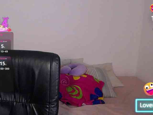 Carla-Palmer webcam