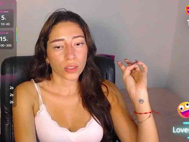 Carla-Palmer webcam