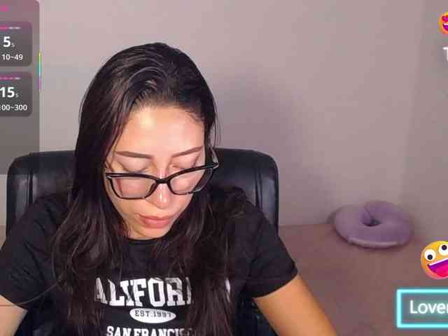 Carla-Palmer webcam