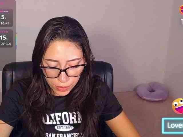 Carla-Palmer webcam