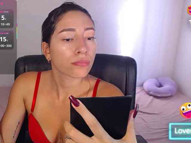 Carla-Palmer webcam