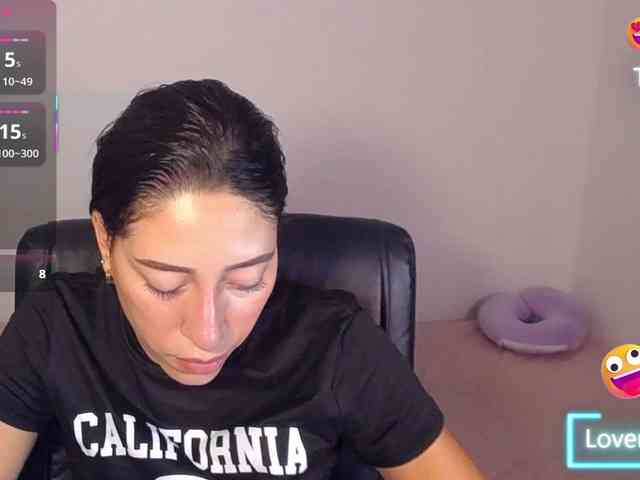 Carla-Palmer webcam