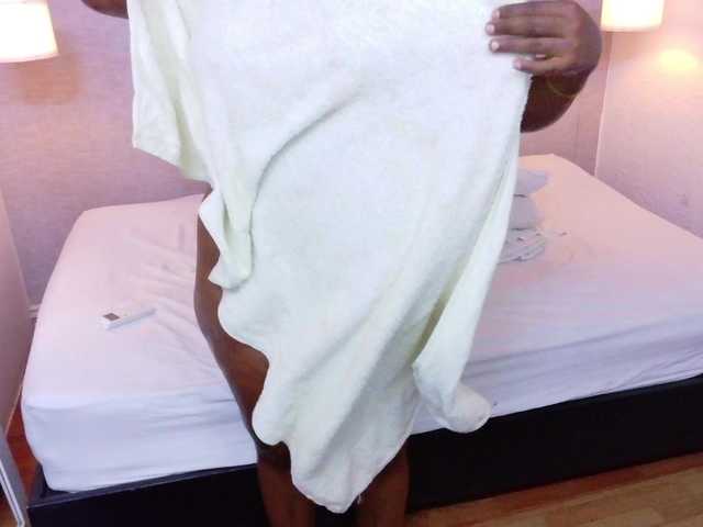 kiara-evanss's BongaCams show and profile