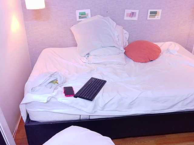 kiara-evanss's BongaCams show and profile