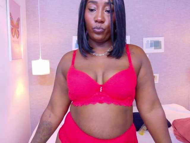 kiara-evanss's BongaCams show and profile