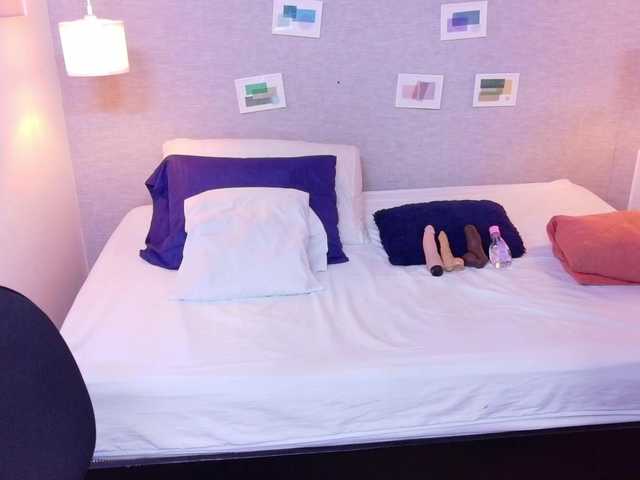 kiara-evanss's BongaCams show and profile