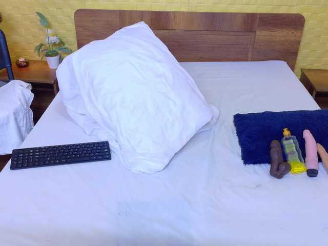 kiara-evanss's BongaCams show and profile