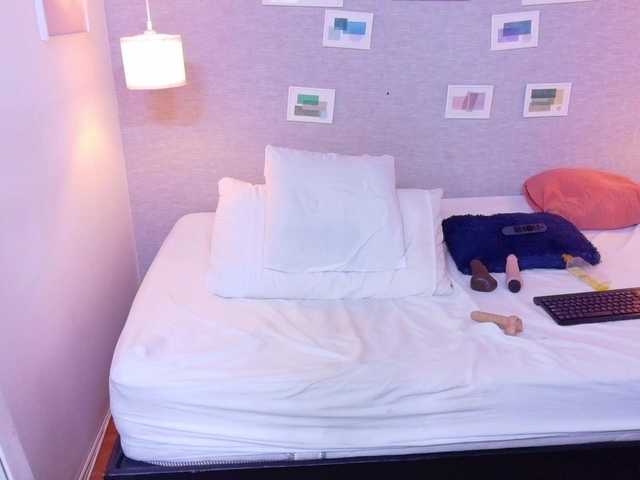 kiara-evanss live cam profile