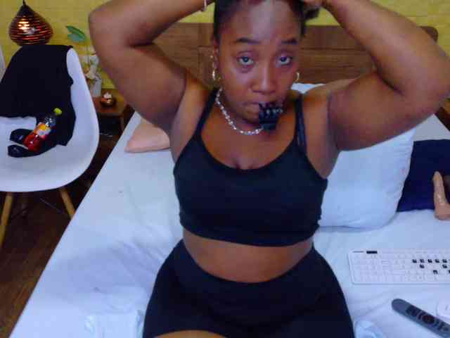 kiara-evanss webcam