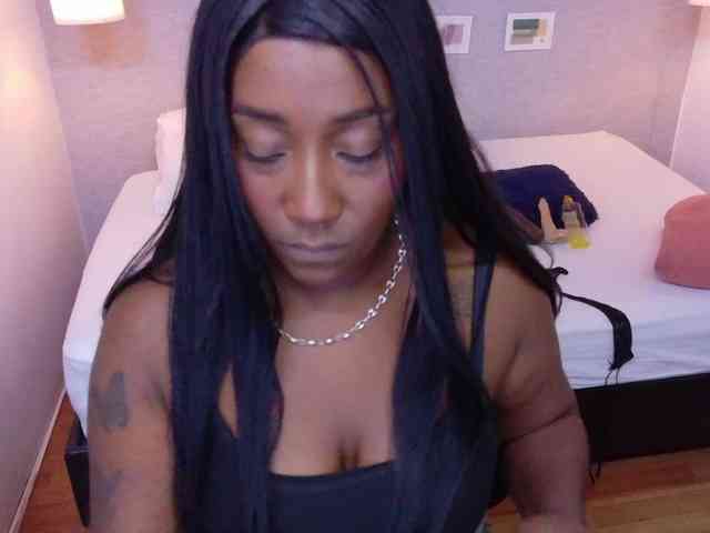 kiara-evanss Live Webcam on BongaCams