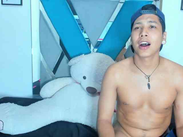 online nude chatroom Fabian-Fabiana