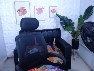 Valentina-mature Porn Show