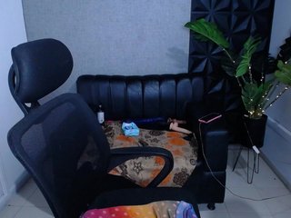 Valentina-mature Porn Show