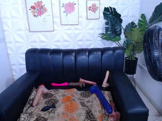 Valentina-mature Porn Show