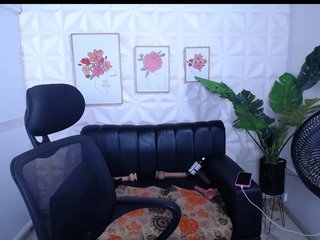 Valentina-mature Porn Show