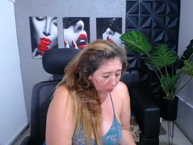 Valentina-mature's BongaCams show and profile