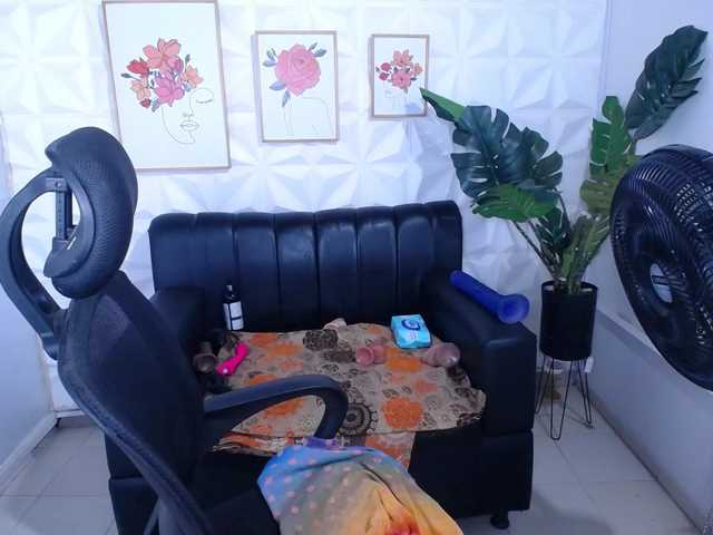 Preview of valentina-mature