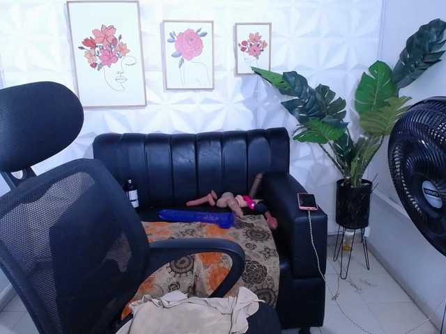 Preview of valentina-mature