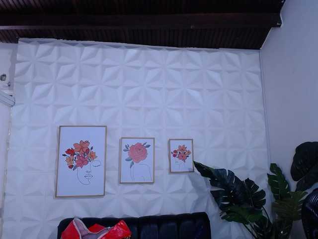 Preview of valentina-mature